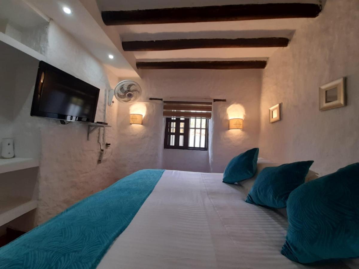 Hotel Santos De Piedra - Maranatha バリチャラ エクステリア 写真